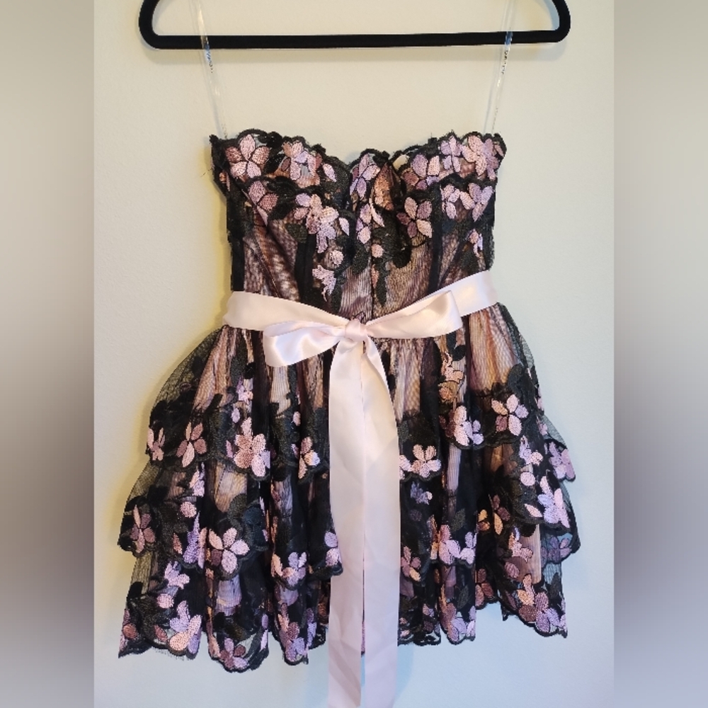 Sugar Thrillz- The Final Waltz Lace Dress - Picture 3 of 6
